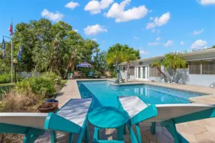 121 Carlyle Dr, Palm Harbor, FL 34683 - Photo 16