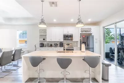 8307 N Gomez Avenue, Tampa, FL 33614 - Photo 10