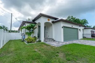 8307 N Gomez Ave, Tampa, FL 33614 - Photo 1