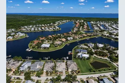 5416 Merritt Island Drive, Apollo Beach, FL 33572 - Photo 2