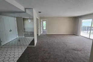 5697 Country Lakes Dr, Sarasota, FL 34243 - Photo 4