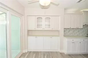 143 Boca Ciega Point Blvd N, Saint Petersburg, FL 33708 - Photo 10