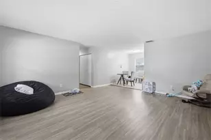 2601 61st Ave N, Saint Petersburg, FL 33714 - Photo 12