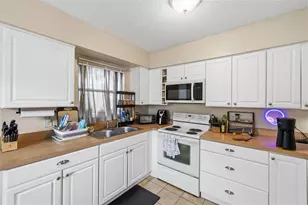 2601 61st Ave N, Saint Petersburg, FL 33714 - Photo 44