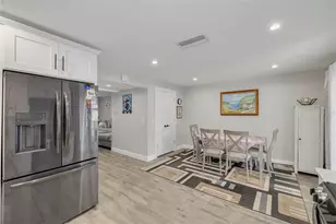 802 Mindy Ct, Largo, FL 33771 - Photo 16