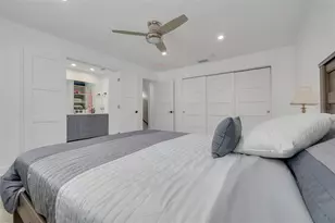 802 Mindy Ct, Largo, FL 33771 - Photo 22