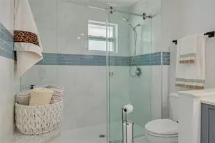 802 Mindy Ct, Largo, FL 33771 - Photo 24