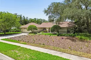 18106 Fairmead Ct, Lutz, FL 33548 - Photo 2