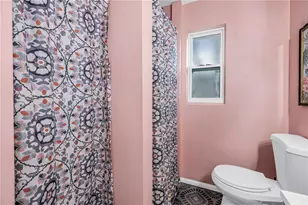 11478 Imperial Grove Dr E, Largo, FL 33774 - Photo 22