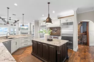 2057 N Pointe Alexis Dr, Tarpon Springs, FL 34689 - Photo 12