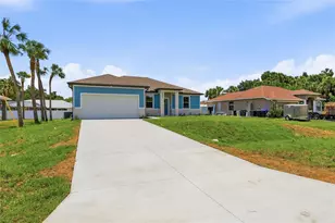 1211 S San Mateo Dr, North Port, FL 34288 - Photo 4