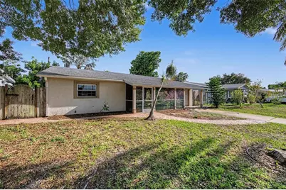 5580 58th Avenue N, Saint Petersburg, FL 33709 - Photo 2