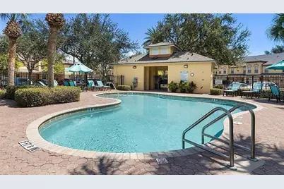 3874 Mariner Drive, Saint Petersburg, FL 33705 - Photo 2