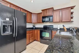 13941 Clubhouse Dr, Tampa, FL 33618 - Photo 14