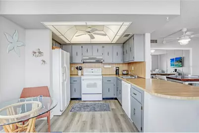 6104 Palma Del Mar Boulevard S #302, Saint Petersburg, FL 33715 - Photo 12