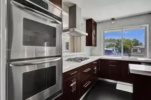 1912 NE 119th Rd, North Miami, FL 33181 - Photo 18