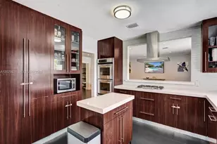 1912 NE 119th Rd, North Miami, FL 33181 - Photo 22