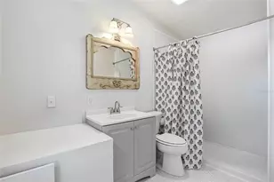 3305 W Ballast Point Blvd, Tampa, FL 33611 - Photo 34
