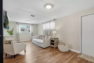 3305 W Ballast Point Blvd, Tampa, FL 33611 - Photo 16