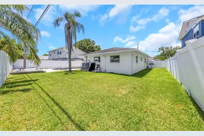 5701 Denver Street NE, Saint Petersburg, FL 33703 - Photo 6