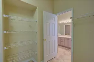 13298 Thoroughbred Loop, Largo, FL 33773 - Photo 16