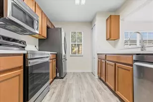 37554 Daliha Terrace, Zephyrhills, FL 33542 - Photo 18