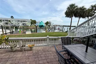 5009 Starfish Dr SE, Saint Petersburg, FL 33705 - Photo 2