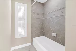 1820 Tanglewood Dr NE, Saint Petersburg, FL 33702 - Photo 28