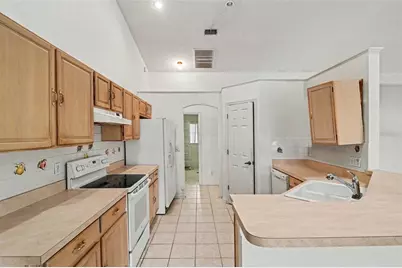 4716 Spaniel Street, Orlando, FL 32818 - Photo 8