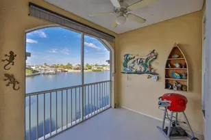 6432 Sunset Bay Cir, Apollo Beach, FL 33572 - Photo 20