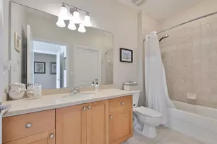 6432 Sunset Bay Cir, Apollo Beach, FL 33572 - Photo 30