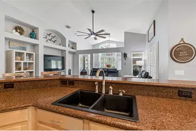 11129 Bridgecreek Drive, Riverview, FL 33569 - Photo 14