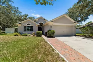 11129 Bridgecreek Dr, Riverview, FL 33569 - Photo 2