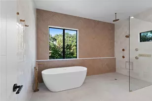 2519 N Riverside Dr, Tampa, FL 33602 - Photo 26