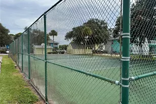 455 Alt 19 S, Palm Harbor, FL 34683 - Photo 32