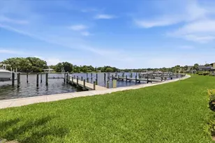 2424 W Tampa Bay Blvd, Tampa, FL 33607 - Photo 2