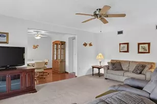 3595 40th Ave S, Saint Petersburg, FL 33711 - Photo 4
