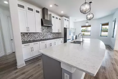 913 Buckhurst Drive, Spring Hill, FL 34609 - Photo 16