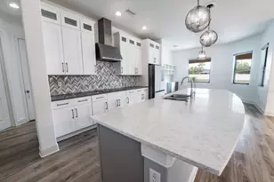913 Buckhurst Dr, Spring Hill, FL 34609 - Photo 16
