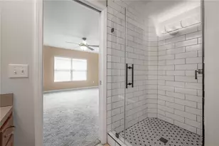 4951 Elizabeth Ct, Tampa, FL 33616 - Photo 8
