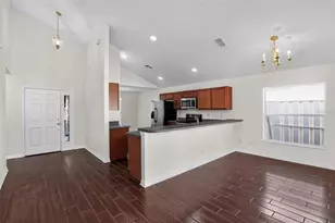 2079 Newtown Rd, Groveland, FL 34736 - Photo 6