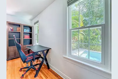182 29th Avenue N, Saint Petersburg, FL 33704 - Photo 32