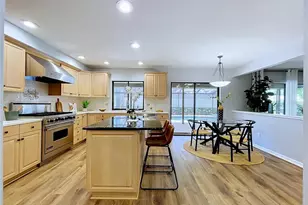 1711 Magdalene Manor Dr, Tampa, FL 33613 - Photo 26