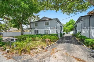 9208 N Connechusett Rd, Tampa, FL 33617 - Photo 2