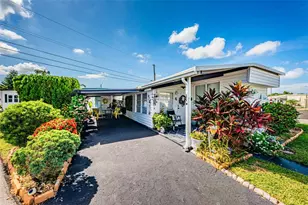 4187 72nd St N, Saint Petersburg, FL 33709 - Photo 1