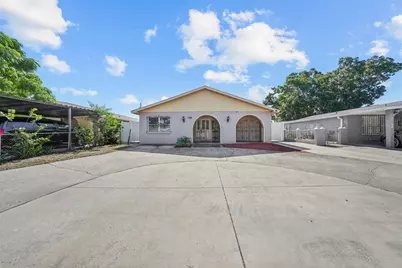 6513 N Manhattan Avenue, Tampa, FL 33614 - Photo 2