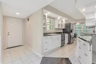 7871 Sailboat Key Blvd S, Saint Petersburg, FL 33707 - Photo 28