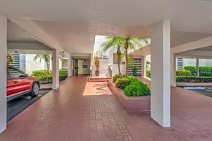 7871 Sailboat Key Blvd S, Saint Petersburg, FL 33707 - Photo 46