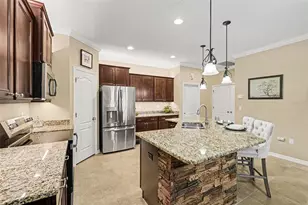 32983 Windelstraw Dr, Wesley Chapel, FL 33545 - Photo 10