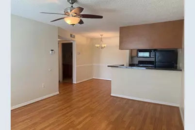 220 Lake Parsons Green #205, Brandon, FL 33511 - Photo 6